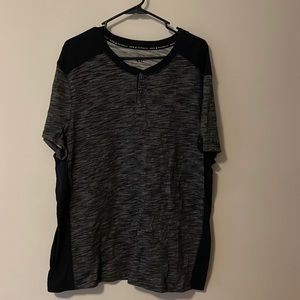 Men’s 2X Rock & Republic shirt